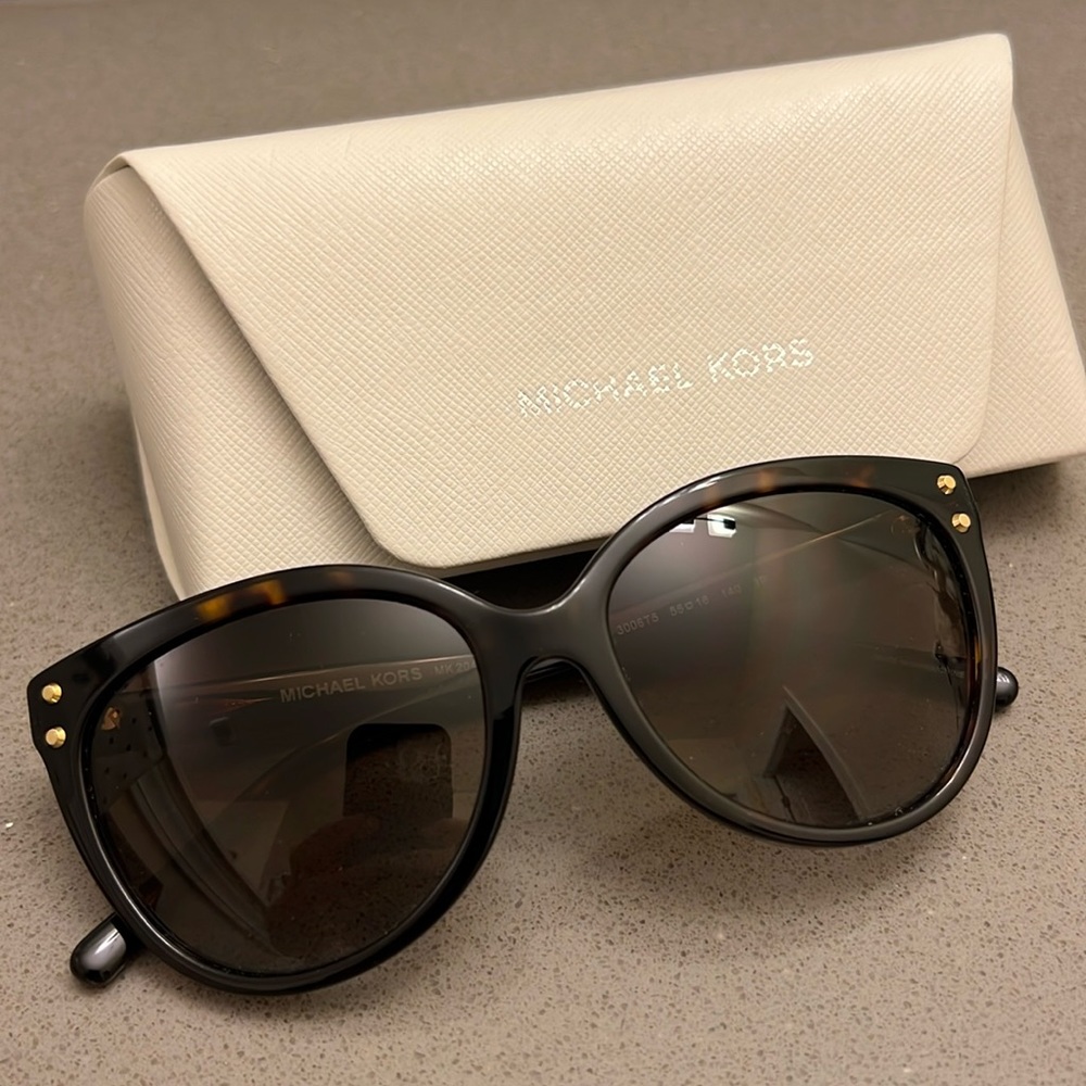 MICHAEL KORS Sunglasses